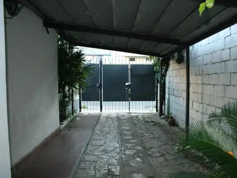 Av Rosales 700