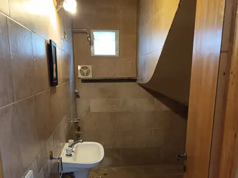 Casa en Alquiler en Don Torcuato, $ 900.000