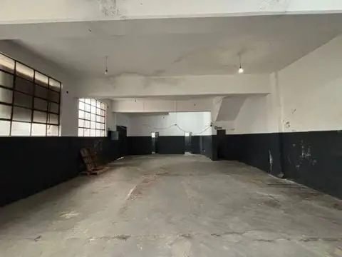 GALPÓN EN ALQUILER 130m2 EN VILLA LYNCH