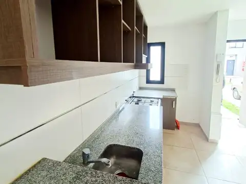 Casa en Alquiler de 2 dormitorios