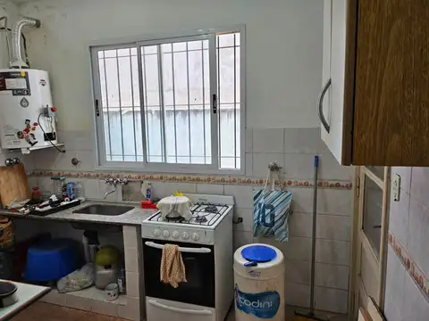 Depto Tipo Casa en Venta en Villa del Parque, USD 222.000