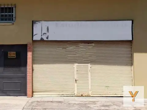 Casa y local en venta - 1 Dormitorio 2 Baños - 330Mts2 - Quilmes Oeste