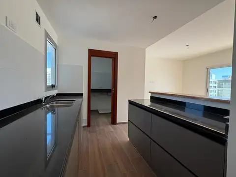 Departamento 5 ambientes con 3 baños