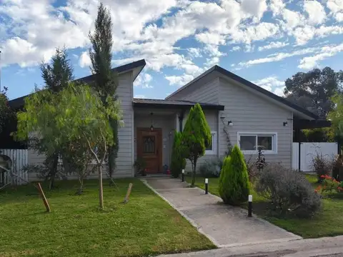 Casa Amoblada en Alquiler en San Ramón, Pilar del Este, Pilar