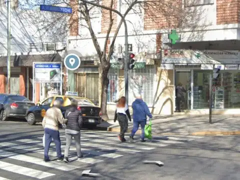 Local en Venta Via Pública