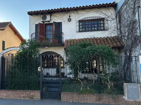 Venta casa 4 ambientes en Remedios de Escalada 