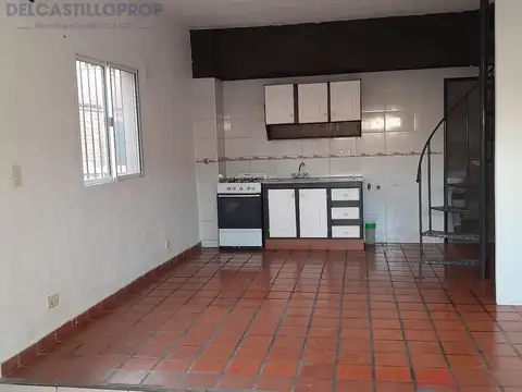 Depto Tipo Casa en Alquiler en El Talar, $ 700.000