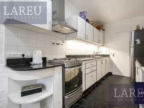 Casa 7 ambientes con 3 baños