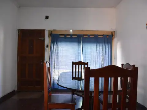 Casa 3 ambientes con 1 baño