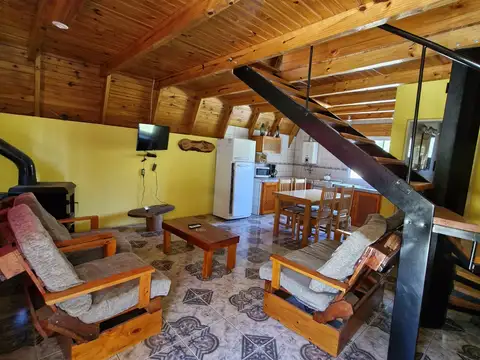 Casa 3 ambientes con 1 baño