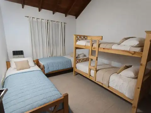 Casa 3 ambientes con 2 baños