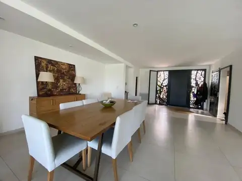 CASA EN VENTA -  El Trebol