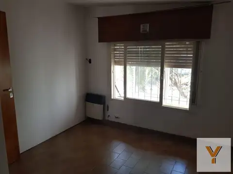 PH en venta - 1 Dormitorio 1 Baño - 300Mts2 - Temperley