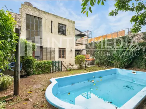 Depto Tipo Casa en Venta de 4 dormitorios