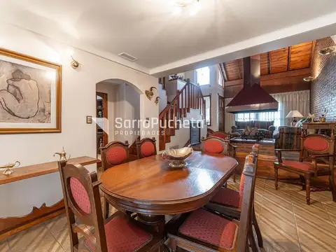 Casa 4 ambientes con 3 baños