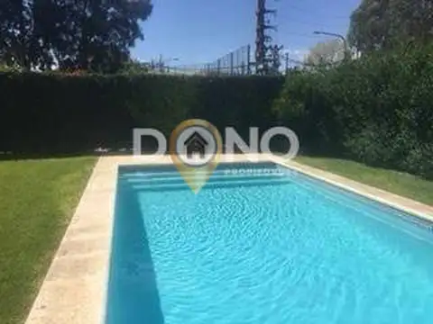 Casa 6 ambientes con 5 baños