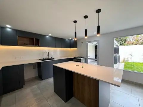 Casa en Venta al Este