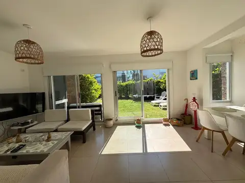 Casa en Alquiler de Sendero 3 dormitorios, Nordelta 100