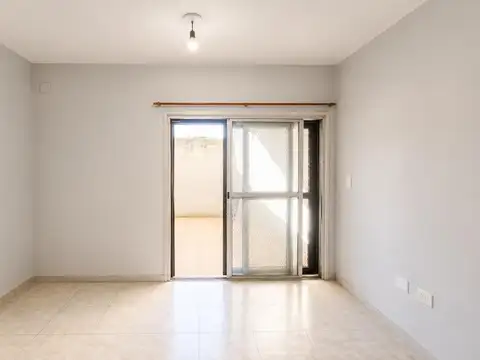 Depto Tipo Casa 2 ambientes con 1 baño