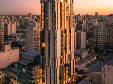 Casa 3 dormitorios, patio exclusivo, amenities - Moreno 1000 - Centro Rosario | Venta