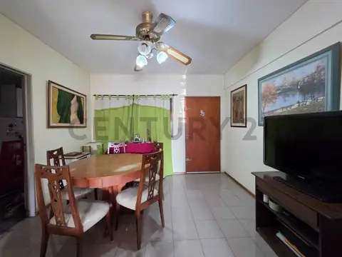 Juan Bautista Palaa 400, Piso 1