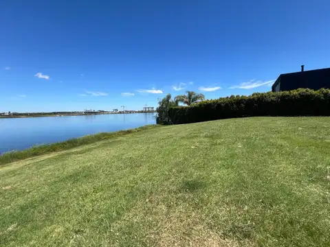 Venta Lote Terreno al agua, Barrio Marinas, Puertos del Lago, Escobar