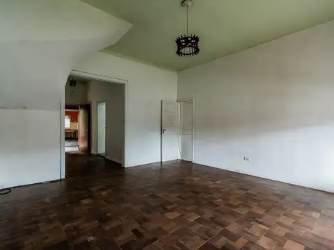 Casa en Venta en Munro, USD 190.000