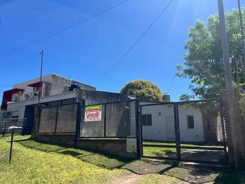 Venta Casa 2 Dormitorios en Colon Entre Rios
