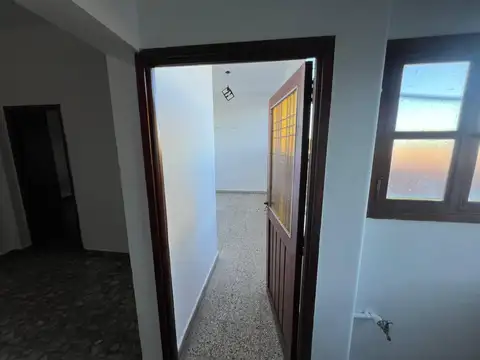 Departamento en Alquiler en Billinghurst, $ 650.000