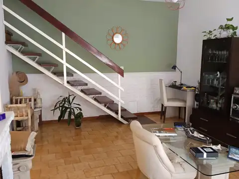 Martínez Dúplex 2 plantas 4 ambientes con patio sin expensas