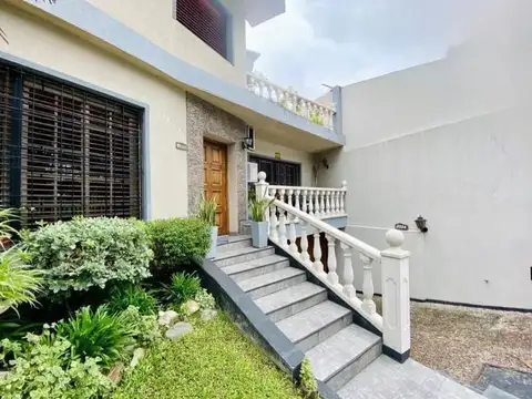 Casa en Venta en Liniers, USD 299.000