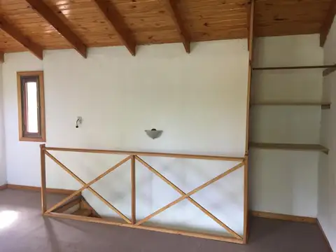 Casa 2 ambientes con 1 baño