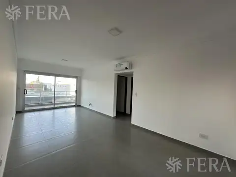 Venta departamento 3 ambientes con cochera en Wilde