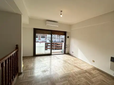 Depto Tipo Casa en Alquiler en Villa Santa Rita, $ 1.600.000