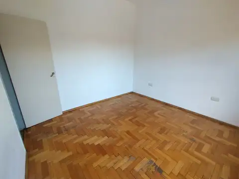 Depto Tipo Casa en Venta 18 años