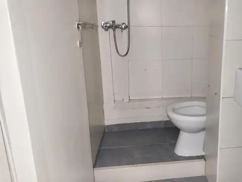 Oficina en Alquiler 50 años