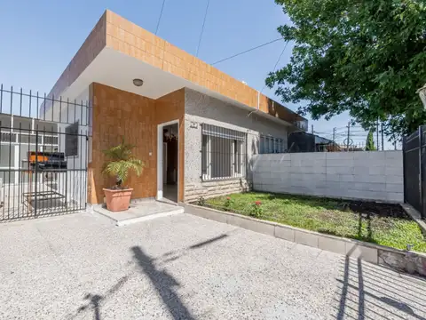 OPORTUNIDAD! CASA TIPO PH 3 AMB.  APTO A CRÉDITO