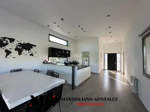 Casa en Alquiler de 3 dormitorios