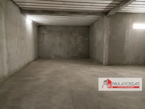 GALPON USO INDUSTRIAL CON ESPACIO PARA OFICINAS