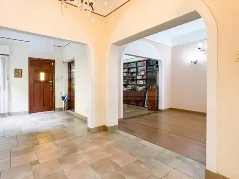 Chalet 4 dormitorios Venta - Olivos-Maipu/Uzal