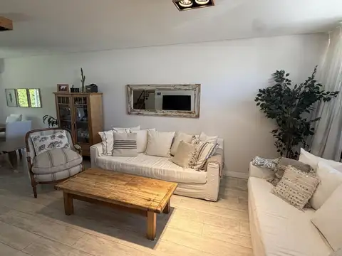 Departamento 5 ambientes con 2 baños
