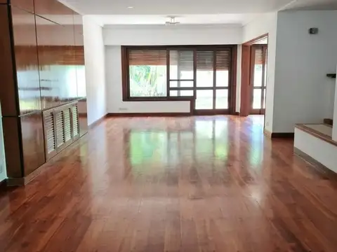 Casa en Venta en Martinez Vias / Libertador, USD 599.000