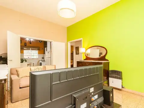 Casa 3 ambientes con 1 baño