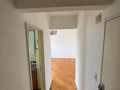 Muy buena unidad de 2 amb muy luminoso