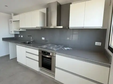 Departamento en Venta en Playa Grande, USD 198.900