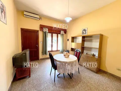 Casa 3 ambientes con 2 baños