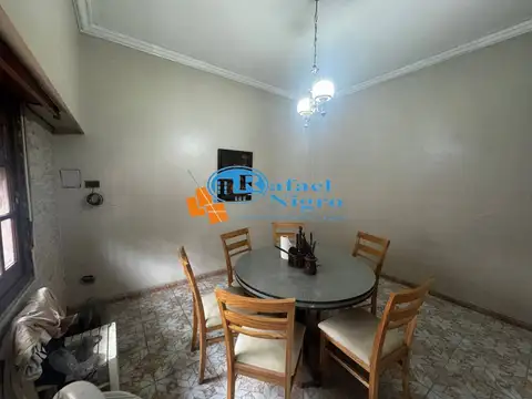 Depto Tipo Casa 4 ambientes con 2 baños