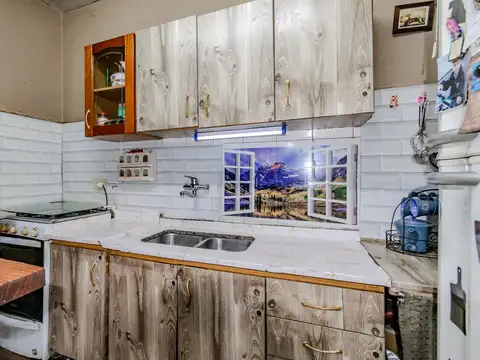 VENTA PH TIPO CASA DE 5 AMBIENTES EN VILLA LYNCH