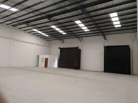 Alquiler galpon 400 mt2 parque logistico lules
