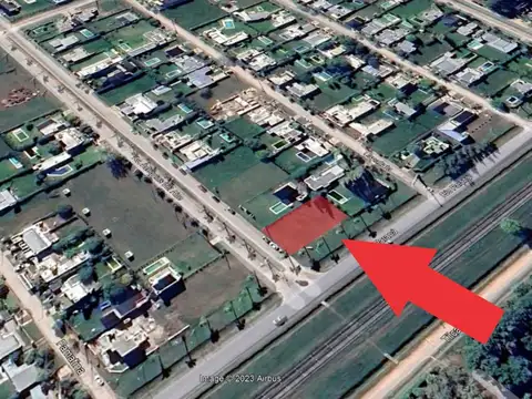 Av Acequias del Aire y Rio Paraná al NaN